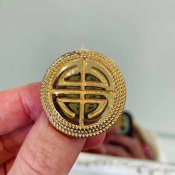 AUTHENTIC GIVENCHY VINTAGE Signed Logo Dress Earrings - Picture 10 of 11